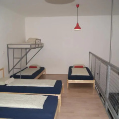 Happy Hostel спа