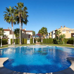 Отель Apartamentos y Villas Oliva Nova Golf Resort Испания, Олива - отзывы, цены и фото номеров - забронировать отель Apartamentos y Villas Oliva Nova Golf Resort онлайн бассейн