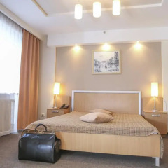 Гостиница Dnipropetrovsk комната для гостей фото 4