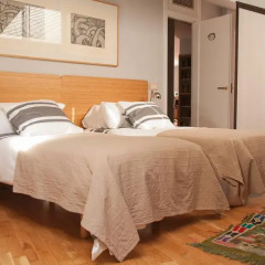 Отель Opera Garden Penthouse сейф в номере