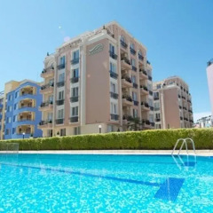 Отель Menada Sea Isle Apartments Болгария, Солнечный берег - отзывы, цены и фото номеров - забронировать отель Menada Sea Isle Apartments онлайн бассейн