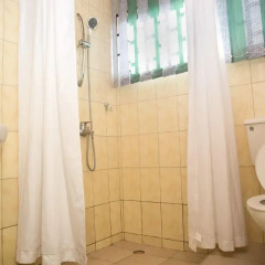 Отель Travellers Palm Court ванная