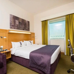 Отель Holiday Inn Express Dubai Airport 2* Стандартный номер с 2 отдельными кроватями фото 2