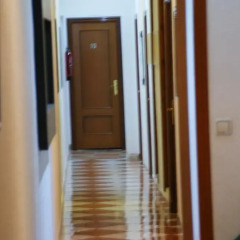 Отель Jqc Rooms Стандартный номер фото 12