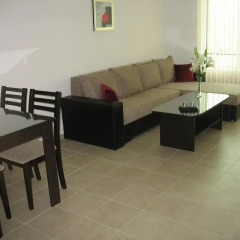 Апартаменты Yanis Apartment In Hermes Complex Солнечный берег комната для гостей фото 4