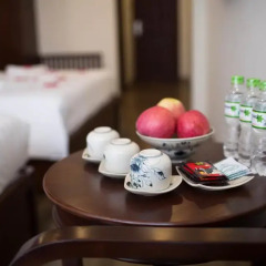 Holiday Emerald Hotel 3* Стандартный семейный номер разные типы кроватей фото 9