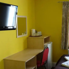 Acton Town Hotel удобства в номере фото 2