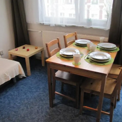 Отель Ferien-zimmer-berlin Wilmersdorfer Straße Берлин в номере