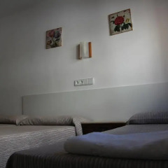 Отель Hostal Las Nieves Стандартный номер с различными типами кроватей (общая ванная комната) фото 5