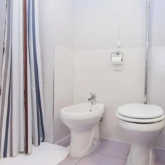 Отель AmoRoma Suite Стандартный номер с двуспальной кроватью фото 5