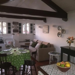 Отель Galera Cottage питание