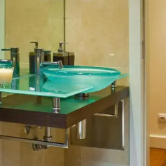 Отель InSuites Chiado Apartments II Португалия, Лиссабон - отзывы, цены и фото номеров - забронировать отель InSuites Chiado Apartments II онлайн ванная фото 2