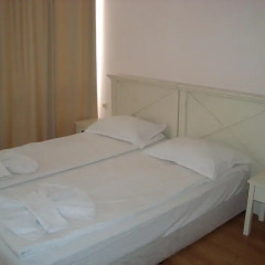 Отель Flores Park Apartments Болгария, Солнечный берег - отзывы, цены и фото номеров - забронировать отель Flores Park Apartments онлайн комната для гостей фото 2