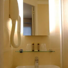 Отель Hôtel des 3 Collèges 3* Стандартный номер с различными типами кроватей фото 4