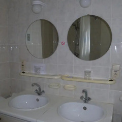 Отель Guest house Adonis Бельгия, Брюгге - отзывы, цены и фото номеров - забронировать отель Guest house Adonis онлайн ванная фото 2
