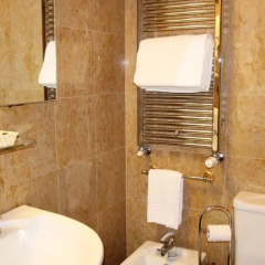 Отель SantAmbroeus hotel Италия, Милан - 3 отзыва об отеле, цены и фото номеров - забронировать отель SantAmbroeus hotel онлайн ванная фото 2