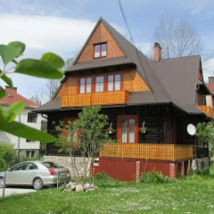 Отель Willa Dewajtis парковка