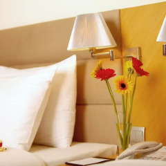 Отель Liberty Central Saigon Centre 4* Номер Делюкс с различными типами кроватей фото 5