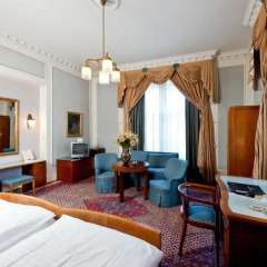 Hotel Regina 4* Номер Делюкс с двуспальной кроватью фото 2