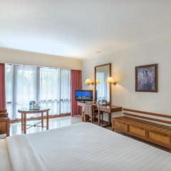 Отель Inna Grand Bali Beach 4* Улучшенный номер с двуспальной кроватью фото 4