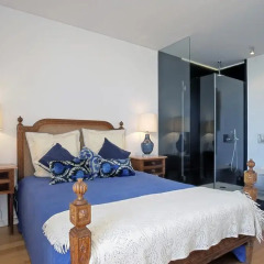 Отель Portuguese Living Chiado One Лиссабон комната для гостей фото 5