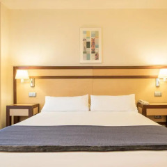 Hotel ILUNION Pio XII 4* Стандартный номер с различными типами кроватей