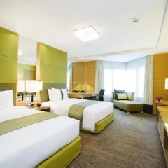 Отель Holiday Inn Bangkok Silom 4* Номер Премьер с 2 отдельными кроватями фото 3
