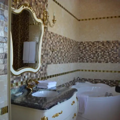 Отель Alchemist Residence Von Goldenburg 5* Номер Делюкс фото 2