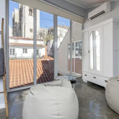 Отель Emporium Lisbon Suites 4* Улучшенный люкс с различными типами кроватей фото 14