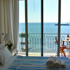 Отель Taorminaxos wonderful seaview Таормина комната для гостей фото 2