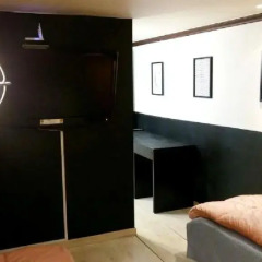 Отель OppaHostel Кровать в общем номере с двухъярусной кроватью фото 7