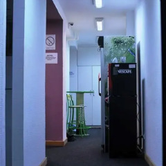 New Hostel Belgrade парковка