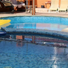 Гостиница Villa Sonyachna With Swimming Pool бассейн фото 3