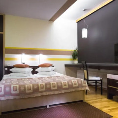 Centrum Dikul Hotel 3* Стандартный номер с двуспальной кроватью фото 5