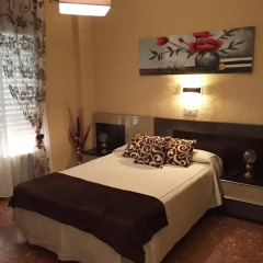 Отель Hostal Victoria Убеда комната для гостей фото 4