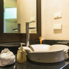 Отель Sun Paradise Villas Karon ванная