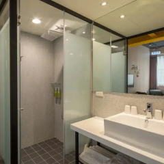 Cho Hotel 3* Номер Делюкс с различными типами кроватей фото 4