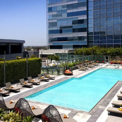 Отель JW Marriott Los Angeles L.A. LIVE Представительский номер с различными типами кроватей фото 2