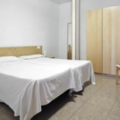 Отель Apartamentos Mur Mar Испания, Барселона - отзывы, цены и фото номеров - забронировать отель Apartamentos Mur Mar онлайн комната для гостей фото 5