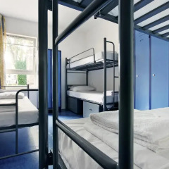 Hans Brinker Hostel Amsterdam Кровать в общем номере с двухъярусной кроватью фото 2