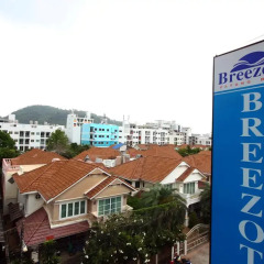 Отель Breezotel Стандартный номер с двуспальной кроватью