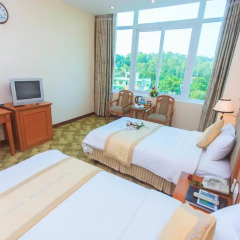 My Tra Riverside Hotel 3* Стандартный номер с различными типами кроватей фото 8