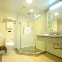 Overseas Chinese Friendship Hotel 3* Стандартный номер с различными типами кроватей фото 11