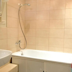Отель Grecinieku Street Apartment Латвия, Рига - отзывы, цены и фото номеров - забронировать отель Grecinieku Street Apartment онлайн ванная фото 2