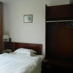 Guangzhou Xinzhou Hotel 2* Стандартный номер с различными типами кроватей фото 3