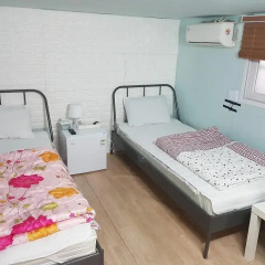 Отель Apple Tree Guest house 2* Номер категории Эконом с различными типами кроватей фото 3