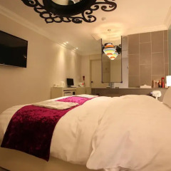 Vago Tourist Hotel сейф в номере