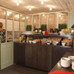 Отель Hôtel des 3 Poussins питание