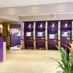 Отель Premier Inn London County Hall Великобритания, Лондон - отзывы, цены и фото номеров - забронировать отель Premier Inn London County Hall онлайн банкомат