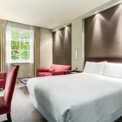 Отель NH London Kensington 4* Стандартный номер с различными типами кроватей фото 2